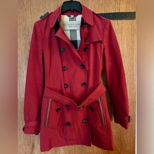Burberry Brit Trench-coat, Red, Size 8